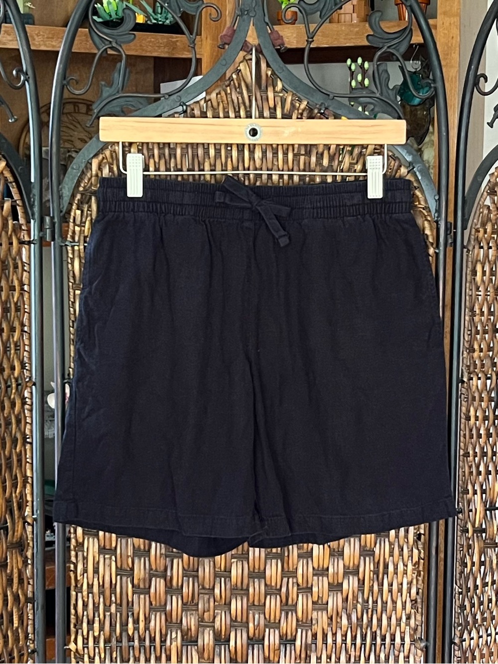 S Forever 21 Men’s Black Cotton Shorts